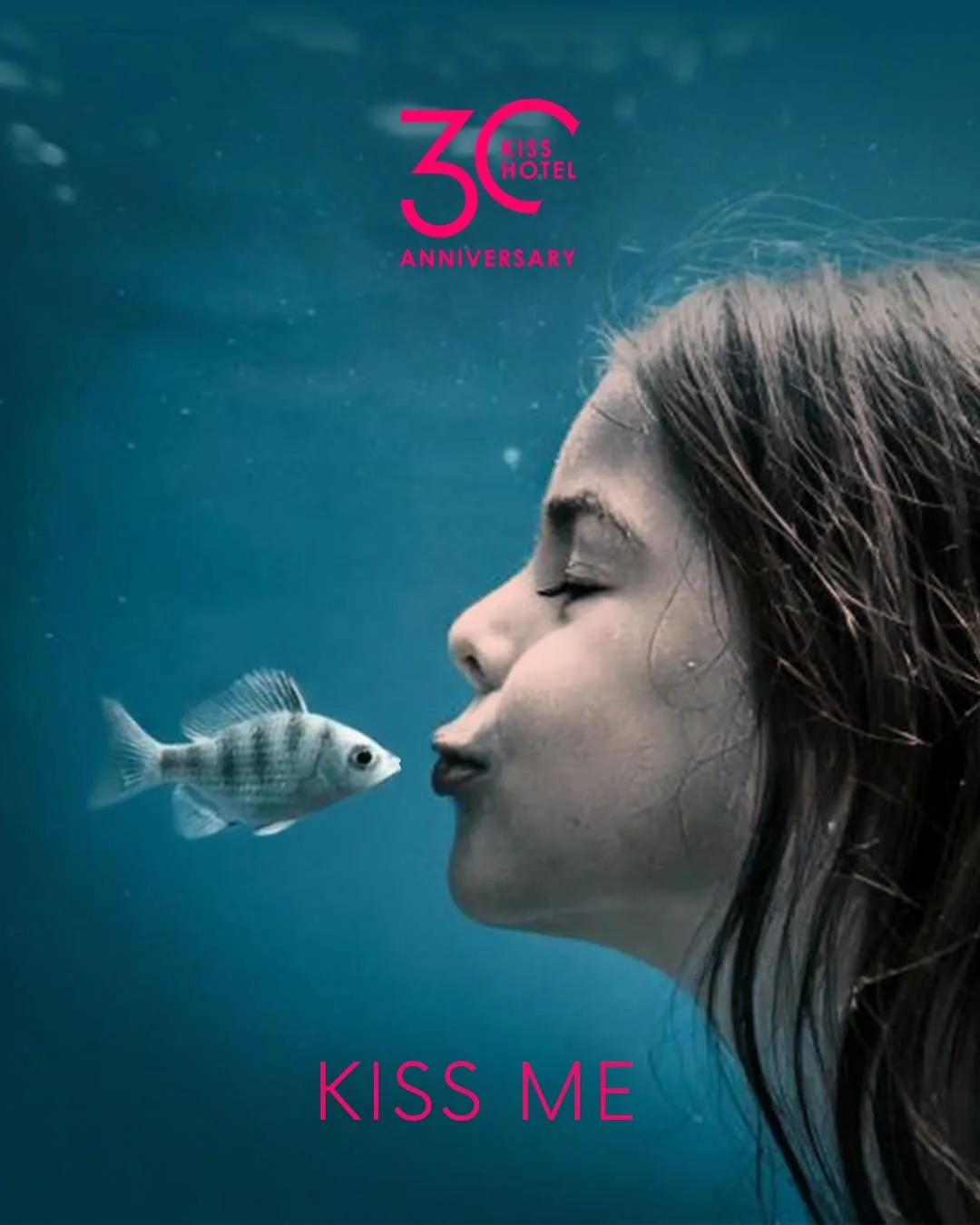 Hotel Kiss, Cervia — Il sorriso di Kiss: monogramma, 1080×1350 PX